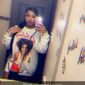 Meet your Posher, Janis